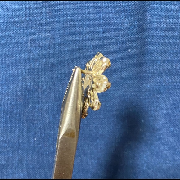 Vintage Diamonte Flower Pins Bundle - Picture 4 of 5